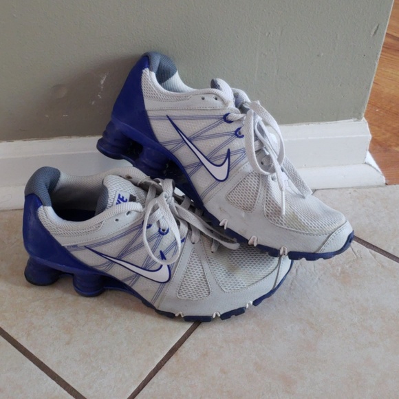 nike shox 7.5